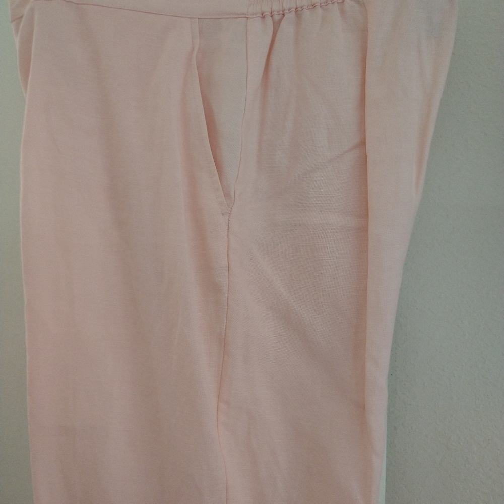 Ruby Rd Women's Capris Pants. - Picture 3 of 8